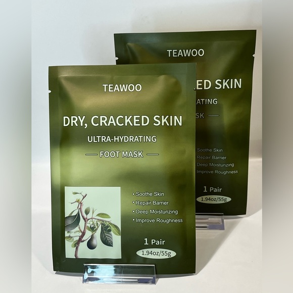 Ultra-Hydrating Foot Mask - Picture 1 of 7